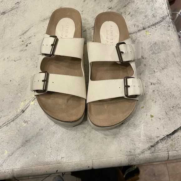 Altar’D State White Platform Sandals with Buckles size 7 - Picture 3 of 7